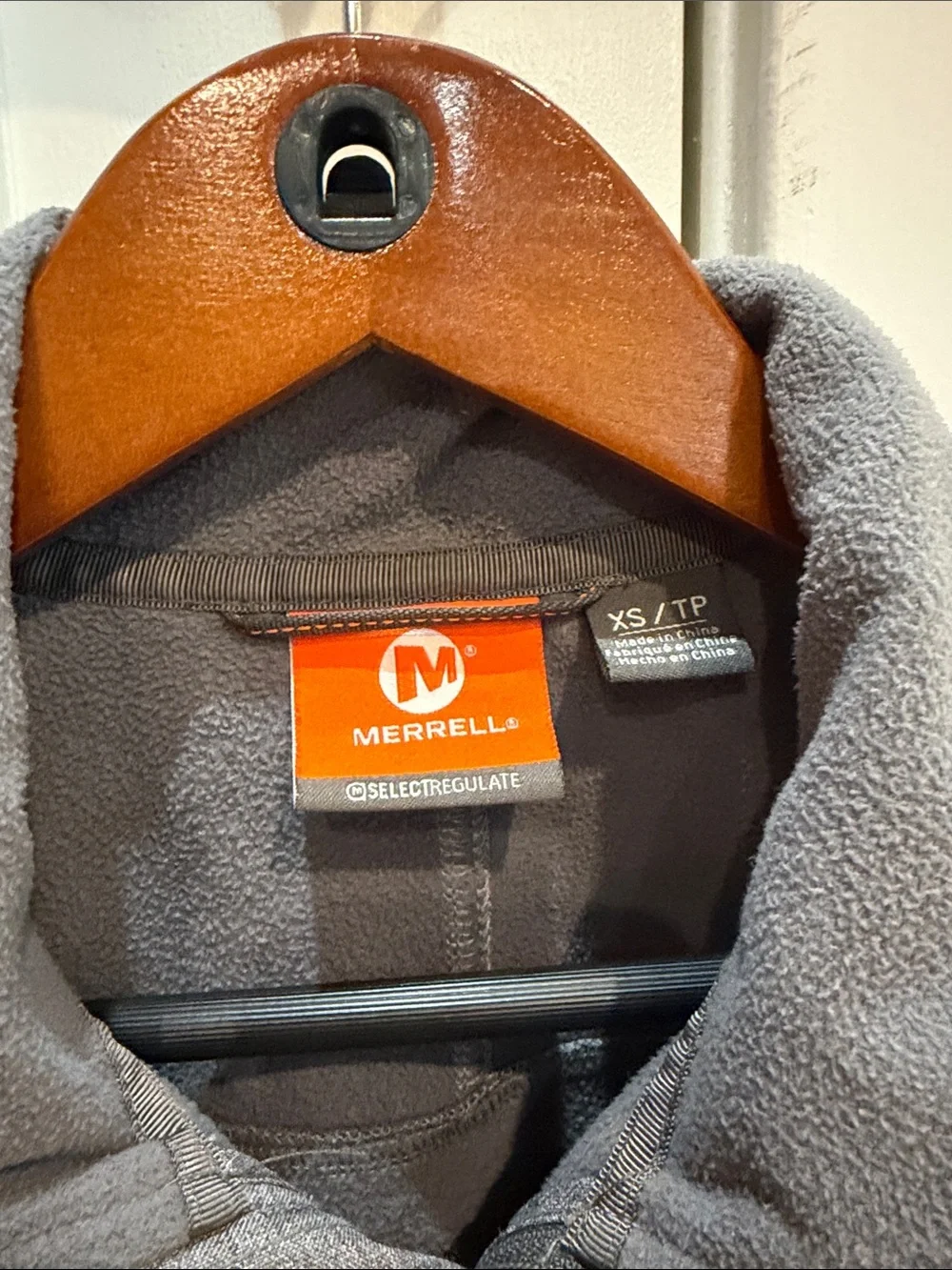 Merrell Rain Jacket XS - Picture 3 of 6